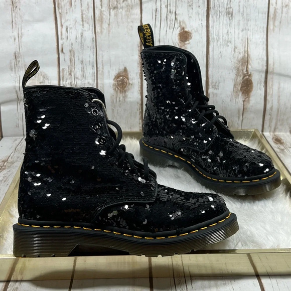 Dr.Martens 1460 Pascal Reversible Flipped Sequin Black/Silver Boots NEW - Picture 4 of 15